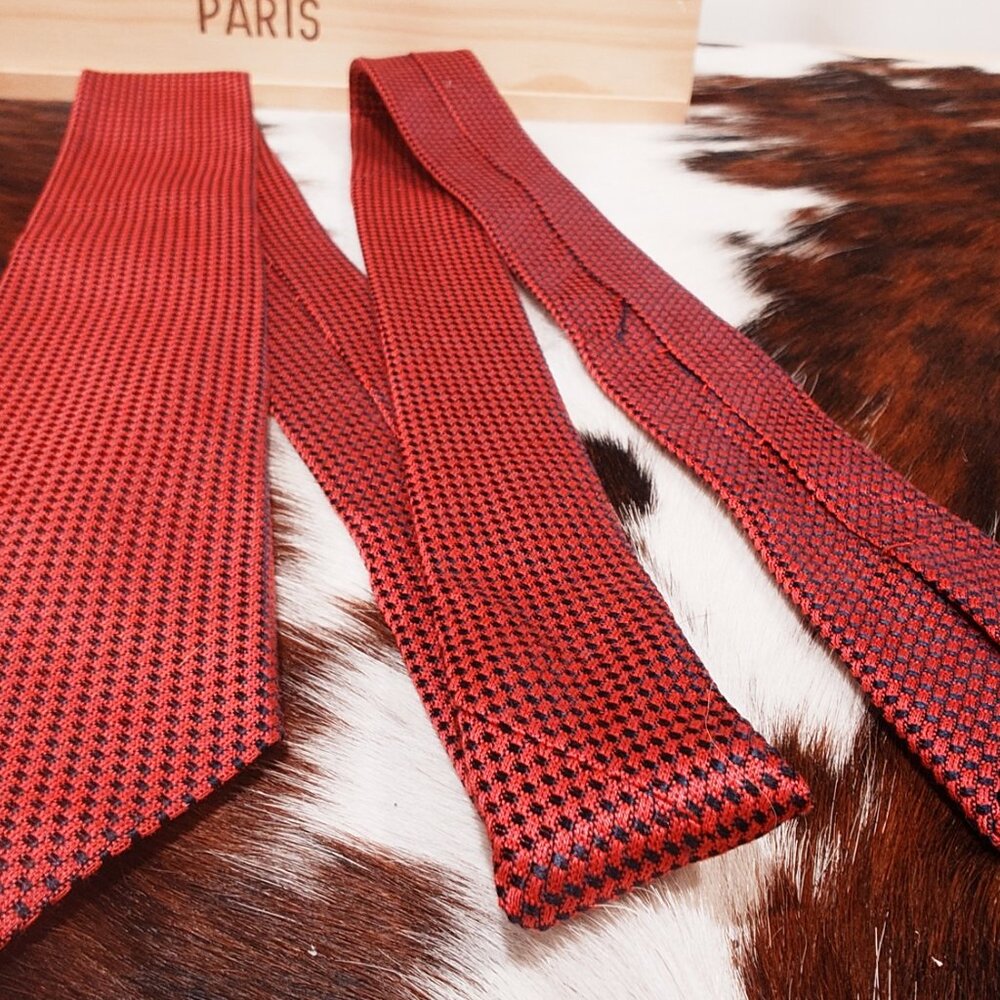 Banana Republic Red and Black Weaved Cotton and Polyester Tie